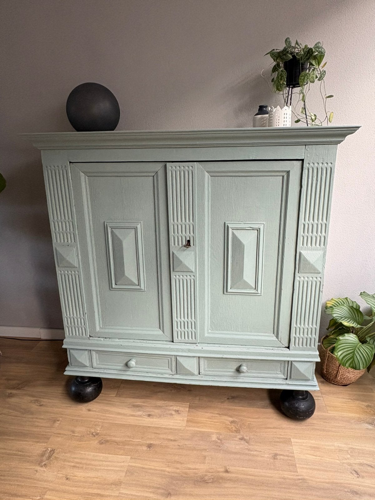 Buffetkast / opgeknapte kast, Huis en Inrichting, Kasten | Dressoirs, Ophalen, Met plank(en), Gebruikt, 100 tot 150 cm