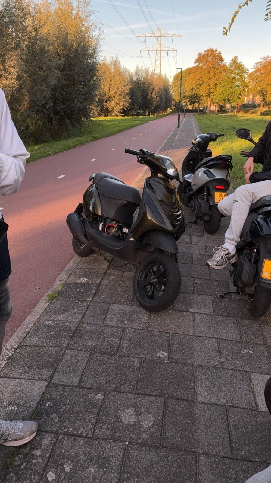 Zip 125cc watergekoeld, Ophalen, Tweetakt, Maximaal 45 km/u, Zip