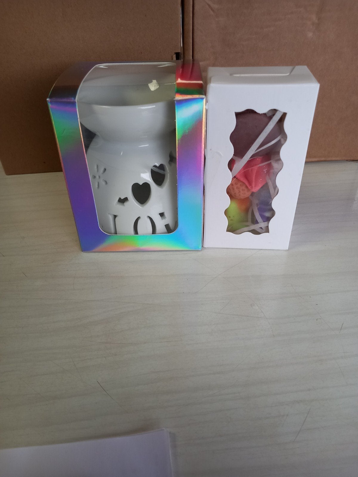 Geurbrander met 'LOVE' design en waxmelts, Ophalen of Verzenden, Nieuw, Wit, Steen/keramiek