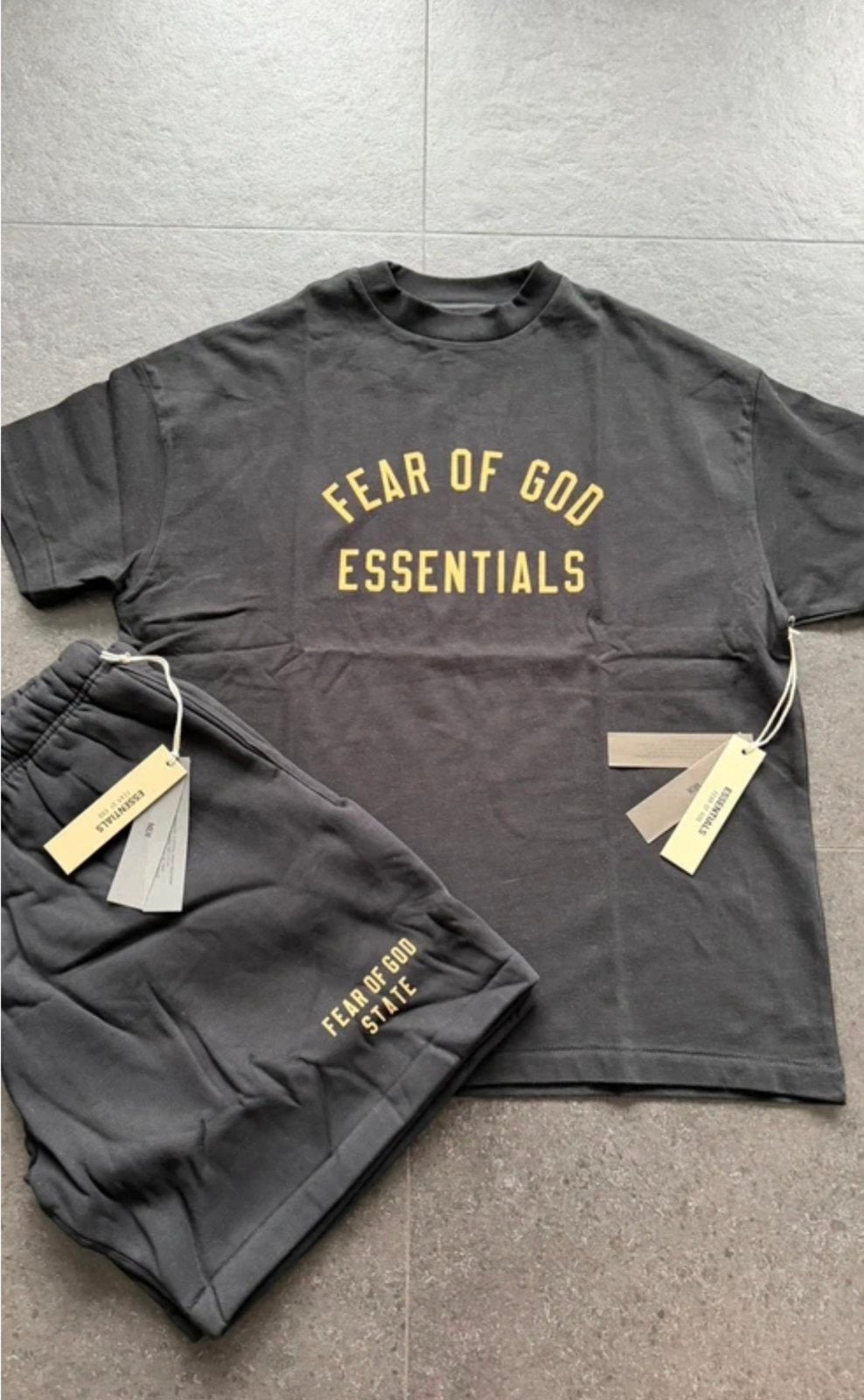 Essentials FEAR OF GOD zomerset, Ophalen of Verzenden, Zo goed als nieuw, Overige maten