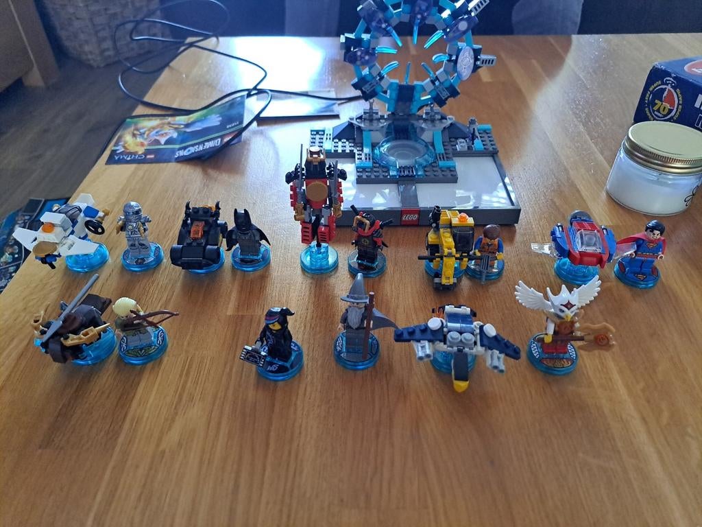 Lego Dimensions Xbox 360 Starter Pack + Extra Figuren, Spelcomputers en Games, Games | Xbox 360, Zo goed als nieuw, Avontuur en Actie
