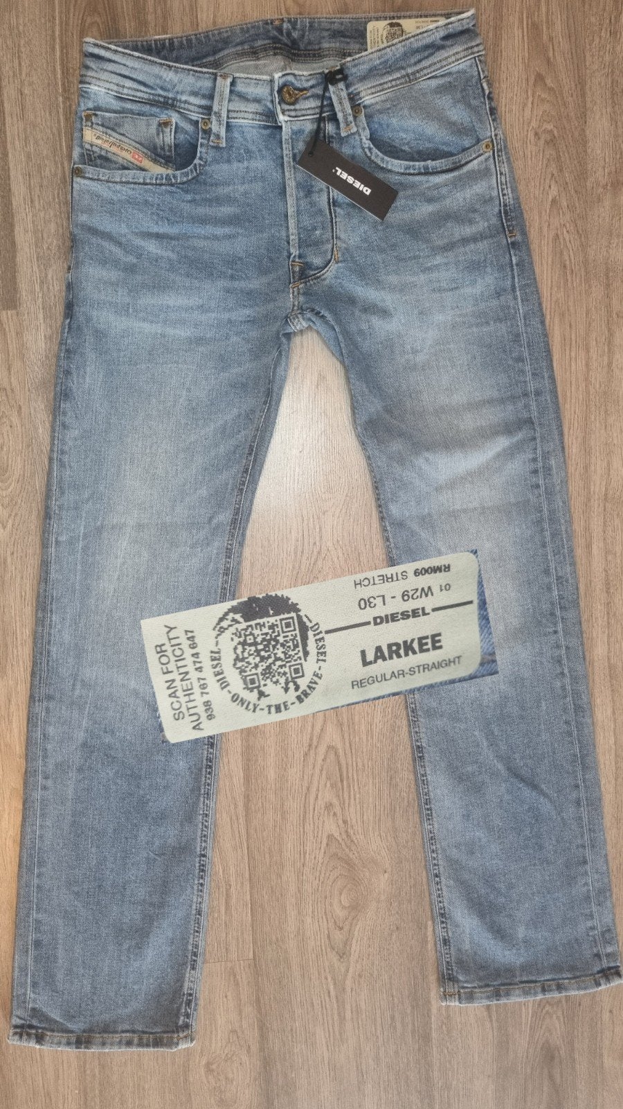 - NIEUWE - Diesel LARKEE W29 L30 * 29x30 - straight - #D2620, Diesel, Blauw, Diesel, Nieuw