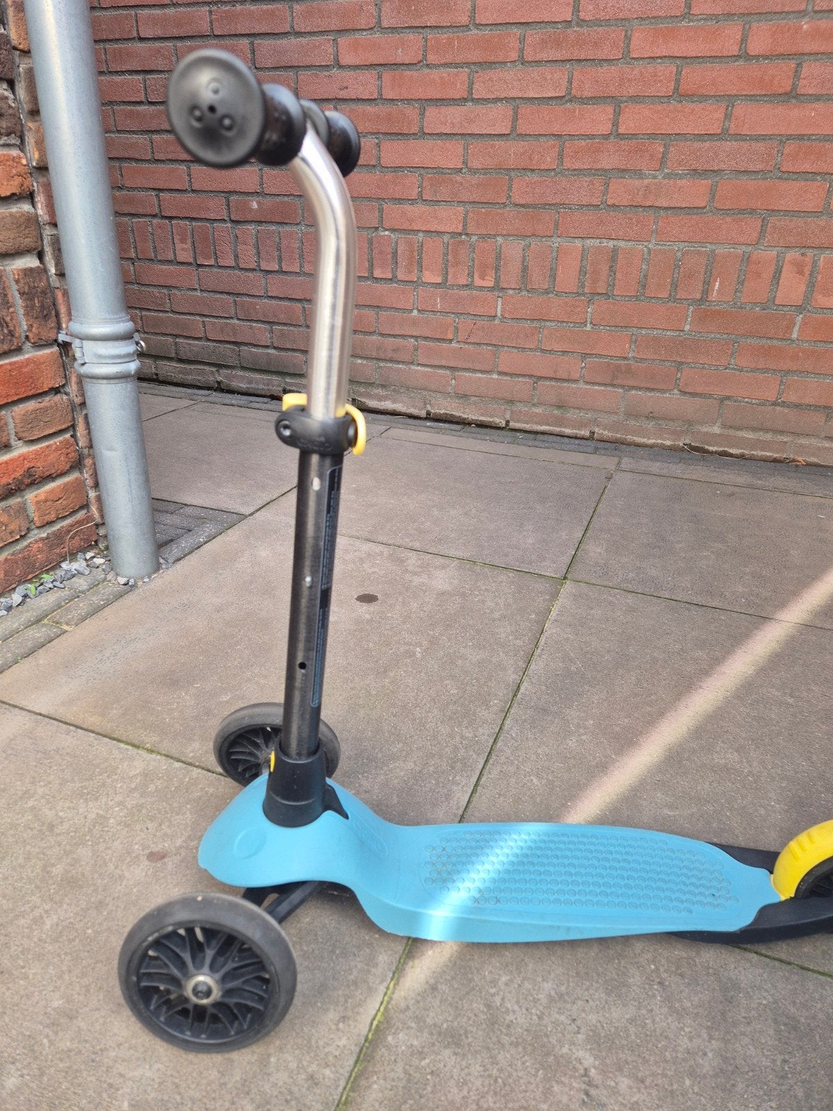 Oxelo step, blauw/geel, 3 wielen, Ophalen, Gebruikt, Gewone step, Oxelo