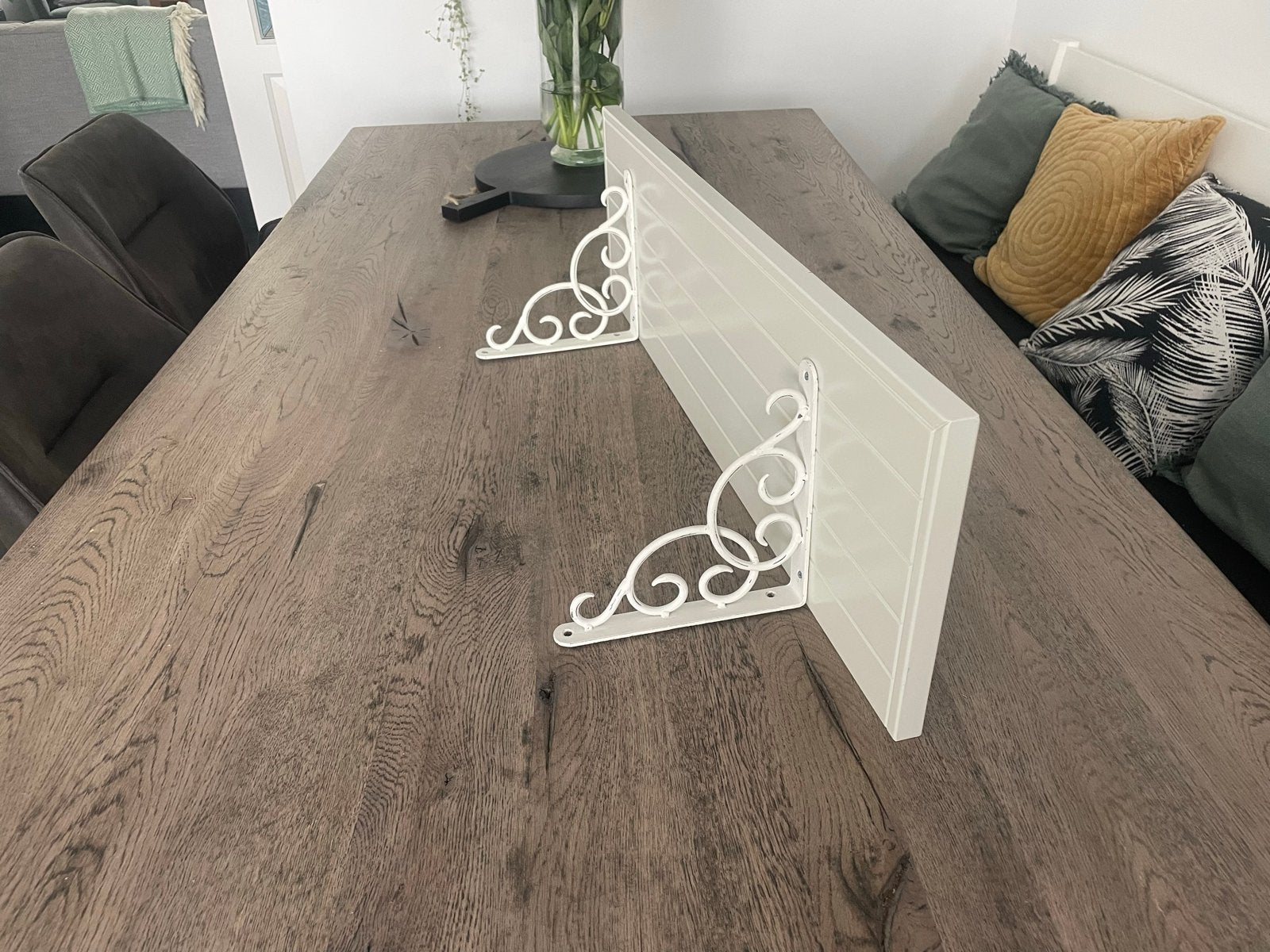 2 wandplankjes 80x24 cm met metalen steunen, Ophalen, Gebruikt