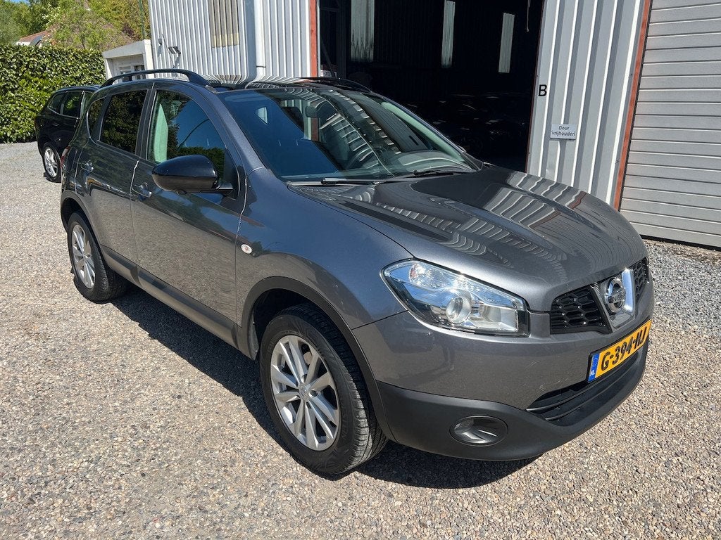 Nissan Qashqai 1.6 360 CAM PANORAMADAK.LEER.TREKHAAK!, Auto's, Nissan, Voorwielaandrijving, Euro 5, Zwart, 4 cilinders