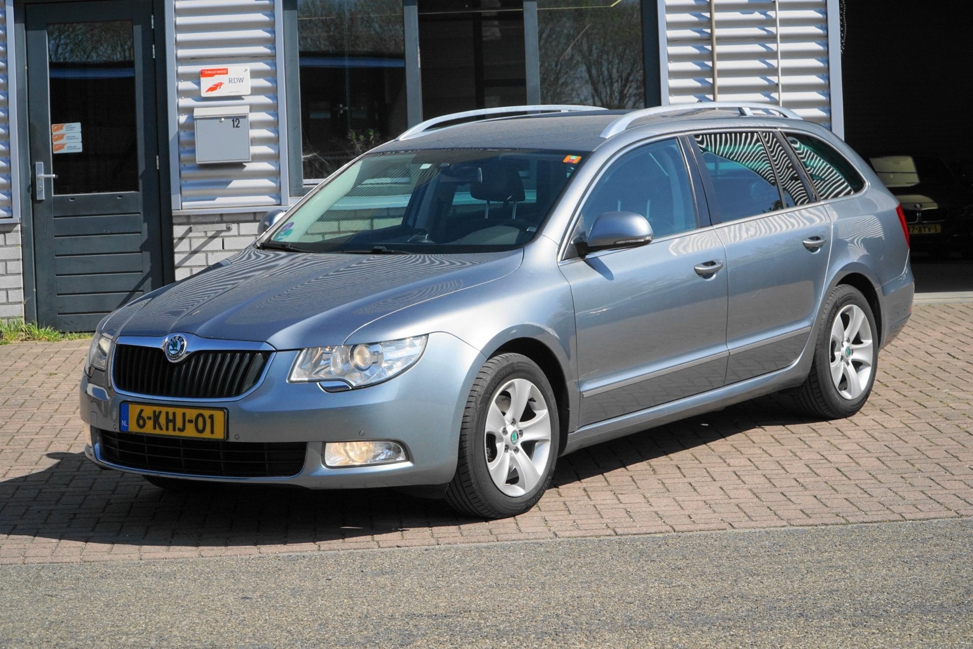 Skoda Superb Combi 1.4 TSI NIEUWE DISTR. KETTING, BAKOLIE VE, Voorwielaandrijving, Euro 5, 125 pk, Gebruikt