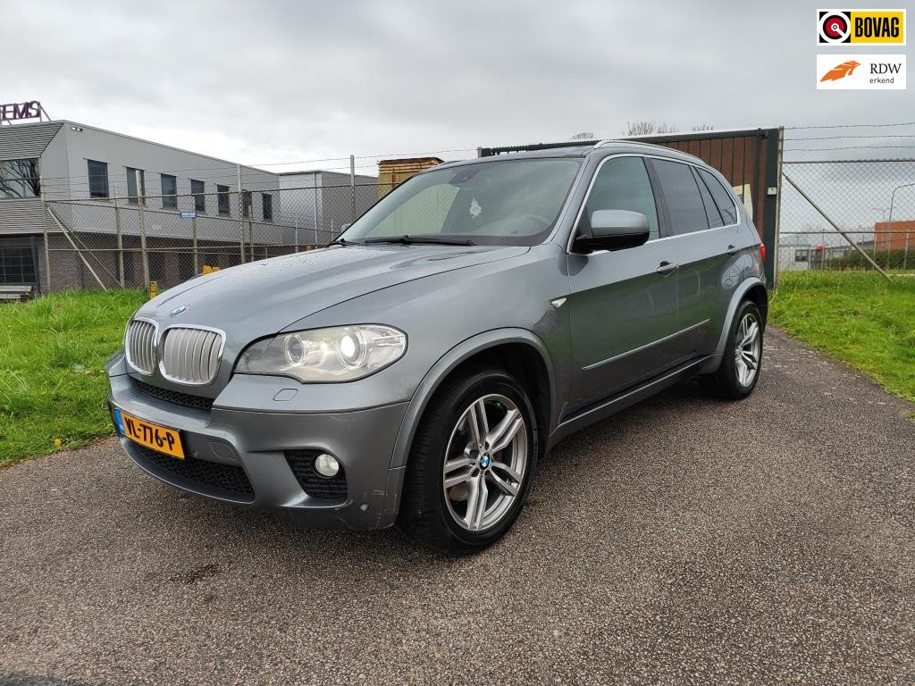 BMW X5 XDRIVE40D M-Pakket Grijs kenteken Full options Nieuws, Auto's, Euro 5, Gebruikt, Zwart, 2993 cc