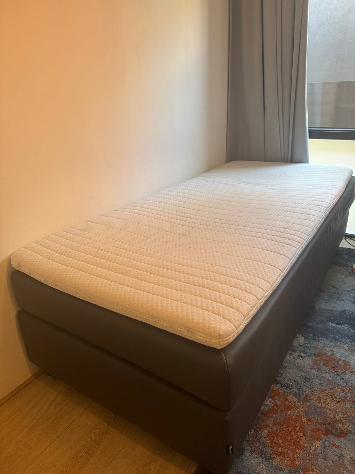 Boxspring Karlsson 1 persoons, Ophalen, Gebruikt, 90 cm, Eenpersoons