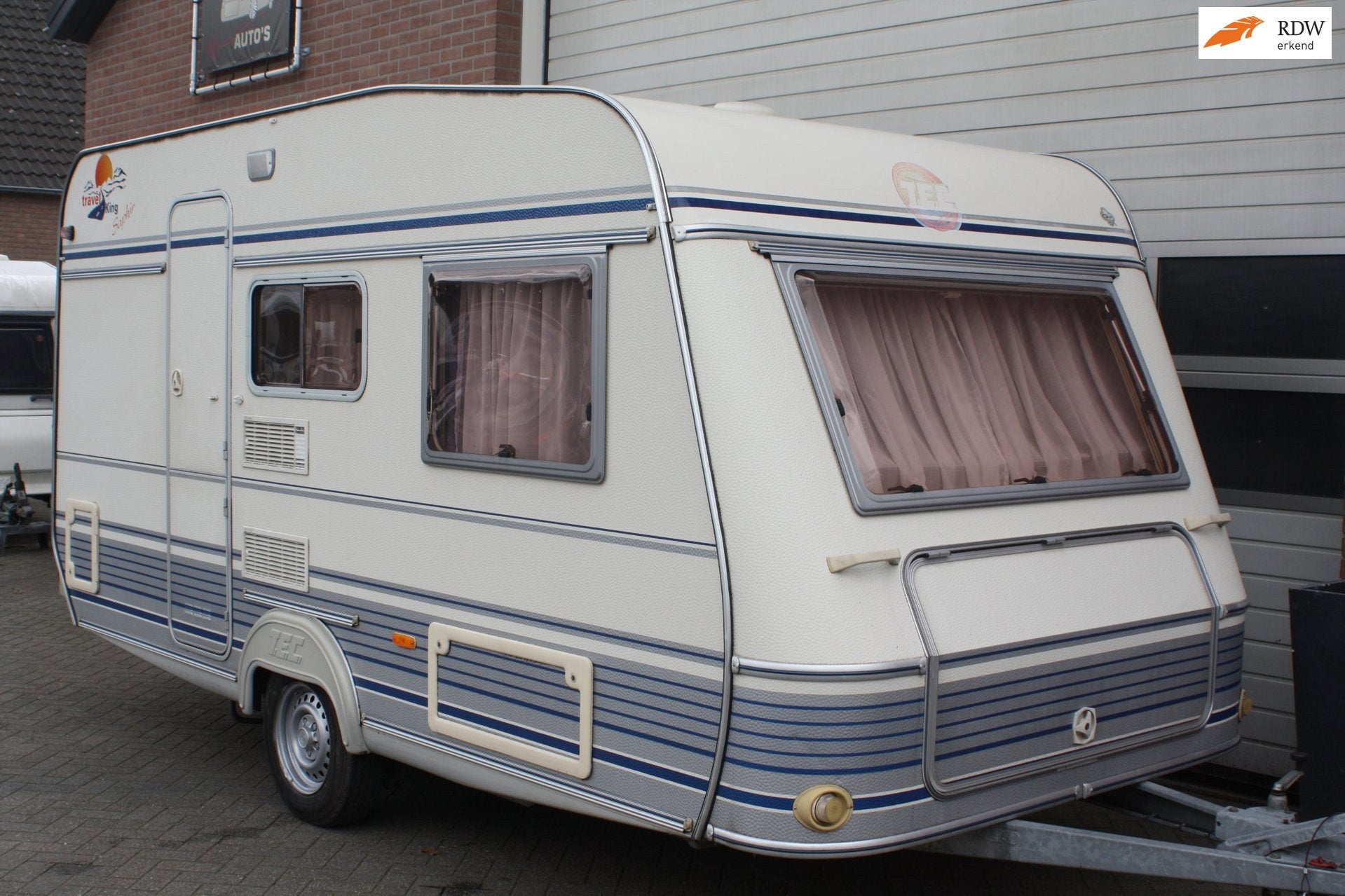 Tec 390K1 4Persoons, Midden Keuken, Vast Toilet, Voortent, K, Caravans en Kamperen, Caravans, Bedrijf, 750 - 1000 kg, T.E.C., Douche