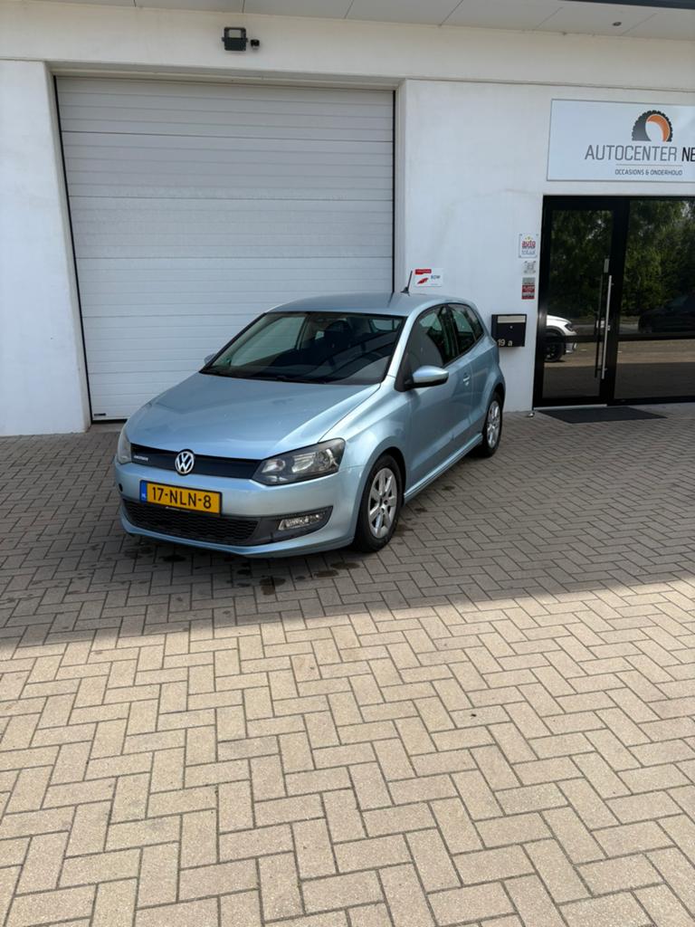 Volkswagen Polo tdi 2010 navigatie airconditioning, Auto diversen, Schadeauto's, Ophalen, Volkswagen, Handgeschakeld, Sedan