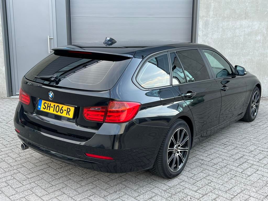 Zwarte BMW 3-Serie 318D 2.0 Touring 200PK/NieuweAPK/Leer/AC!, 745 kg, 1995 cc, Zwart, Leder
