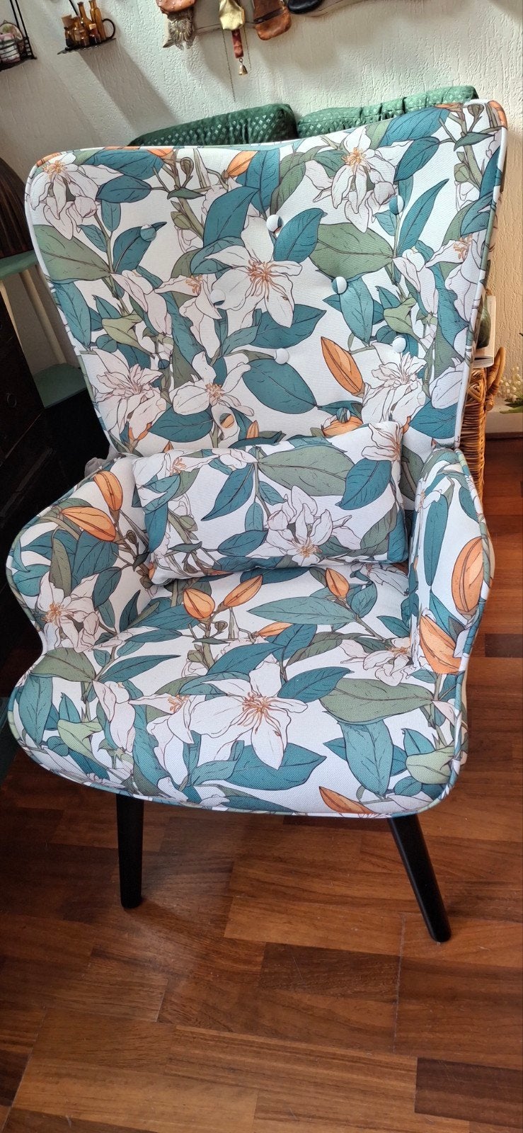 Modieuze stoel met voetenbankje, Tuin en Terras, Tuinmeubel-accessoires, Ophalen of Verzenden