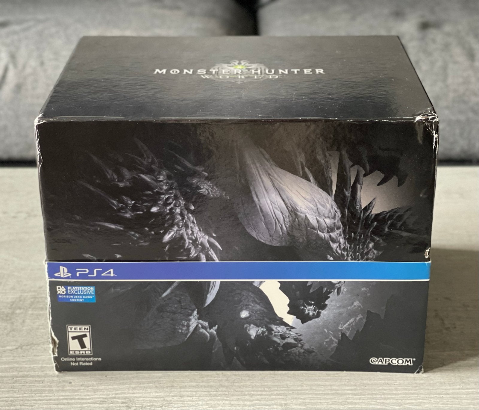 Monster Hunter World Collector's Edition PS4, Online, 1 speler, Ophalen of Verzenden, Zo goed als nieuw
