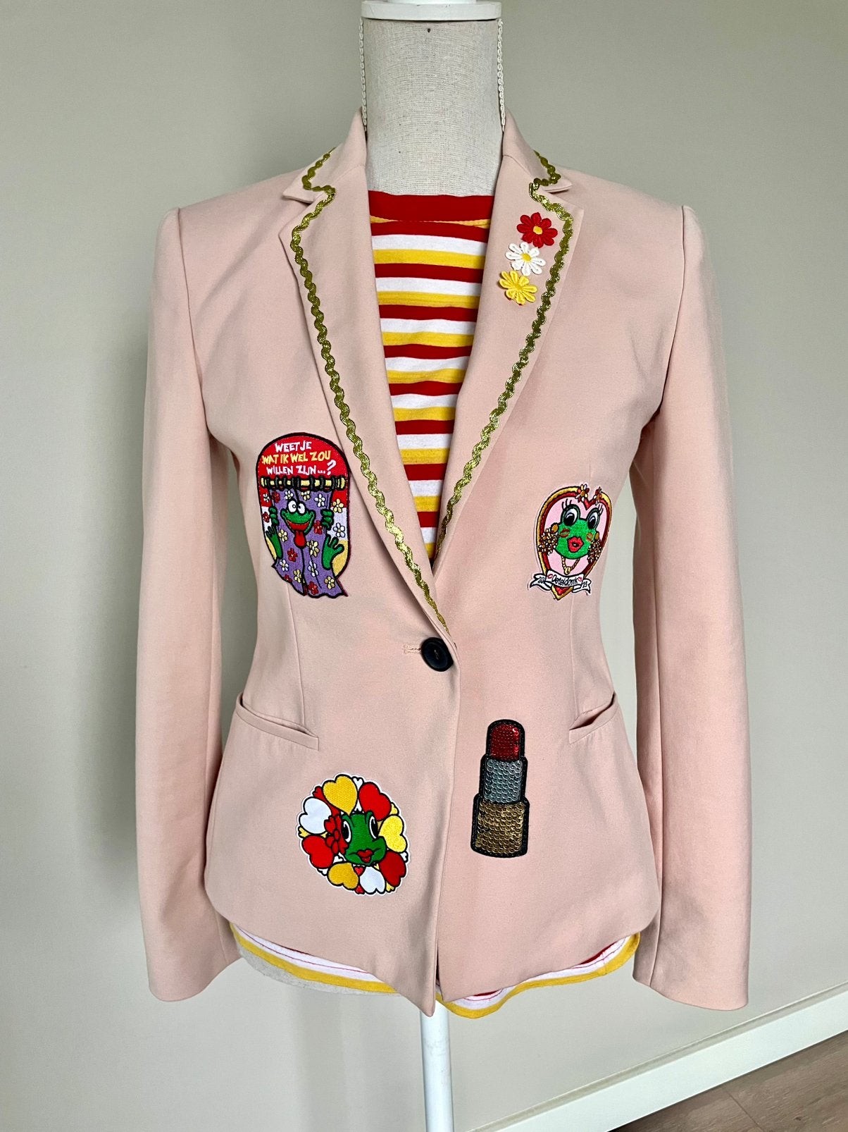 Oeteldonk jasje dames maat 34 roze, Carnaval, Ophalen of Verzenden, Zo goed als nieuw, Kleding