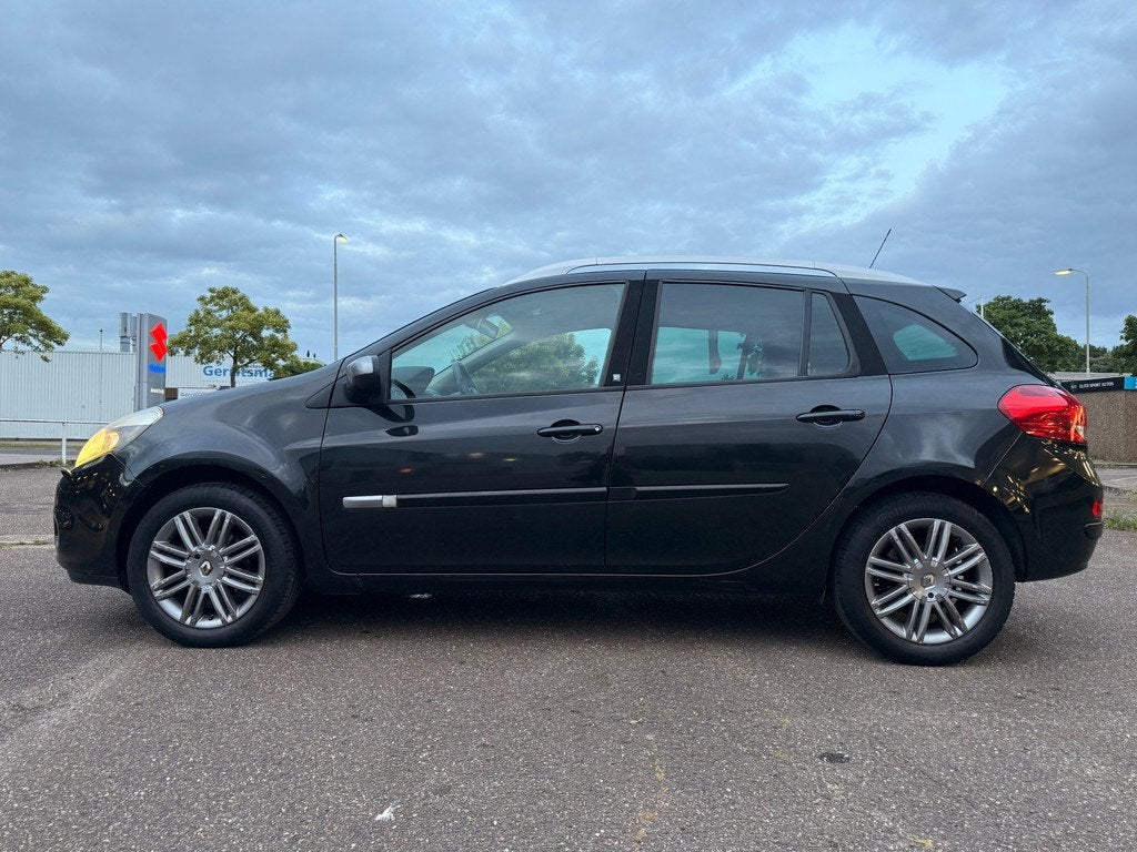 Renault Clio Estate 1.2-16V 20th Anniversary I Cruise contro, Voorwielaandrijving, Gebruikt, Zwart, 4 cilinders