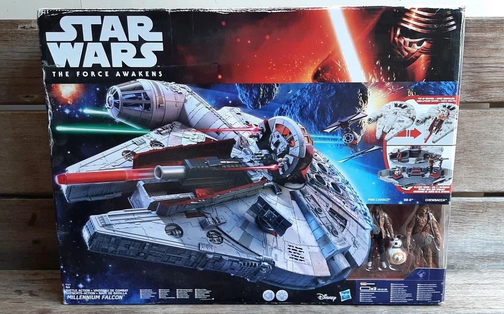 Star Wars Millennium falcon The Force awakens 2015, Verzamelen, Star Wars, Ophalen of Verzenden, Zo goed als nieuw, Actiefiguurtje