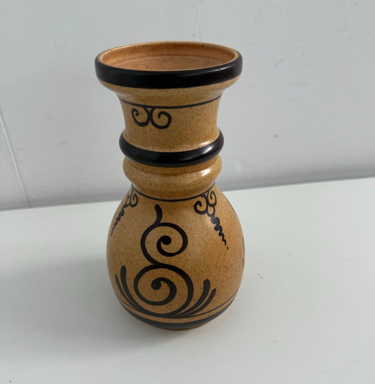 Vintage Gouda Holland vaasje, aardewerk, handbeschilderd, Ophalen