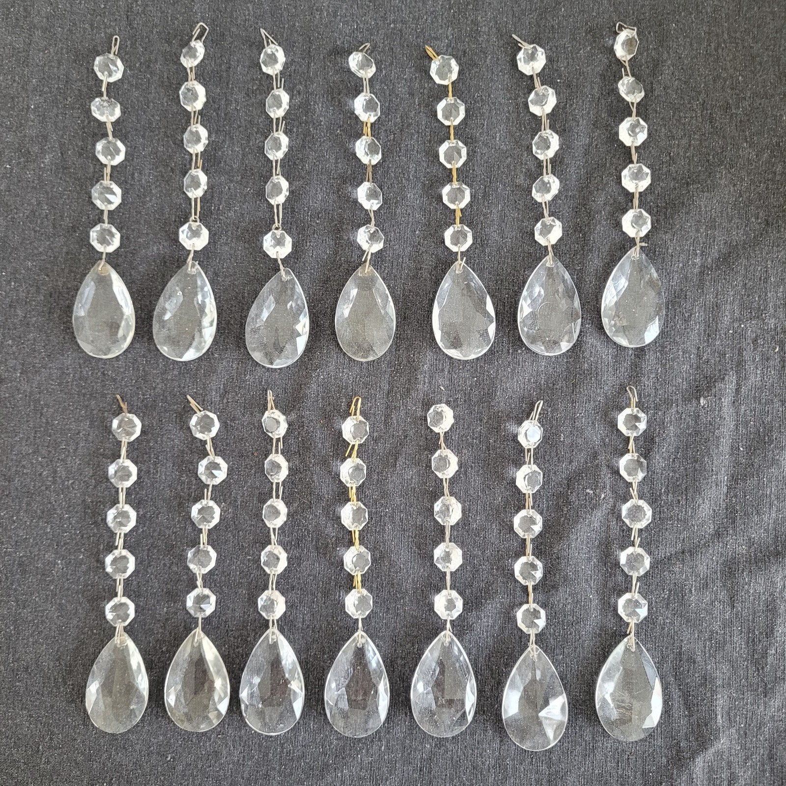 14 strengen pegels diamant onderdelen kroonluchter, Huis en Inrichting, Lampen | Kroonluchters, Ophalen of Verzenden, Gebruikt