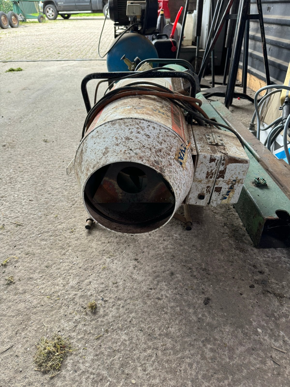 2 Gasheaters 220V met thermostaat, Ophalen, 30 tot 80 cm, O, O