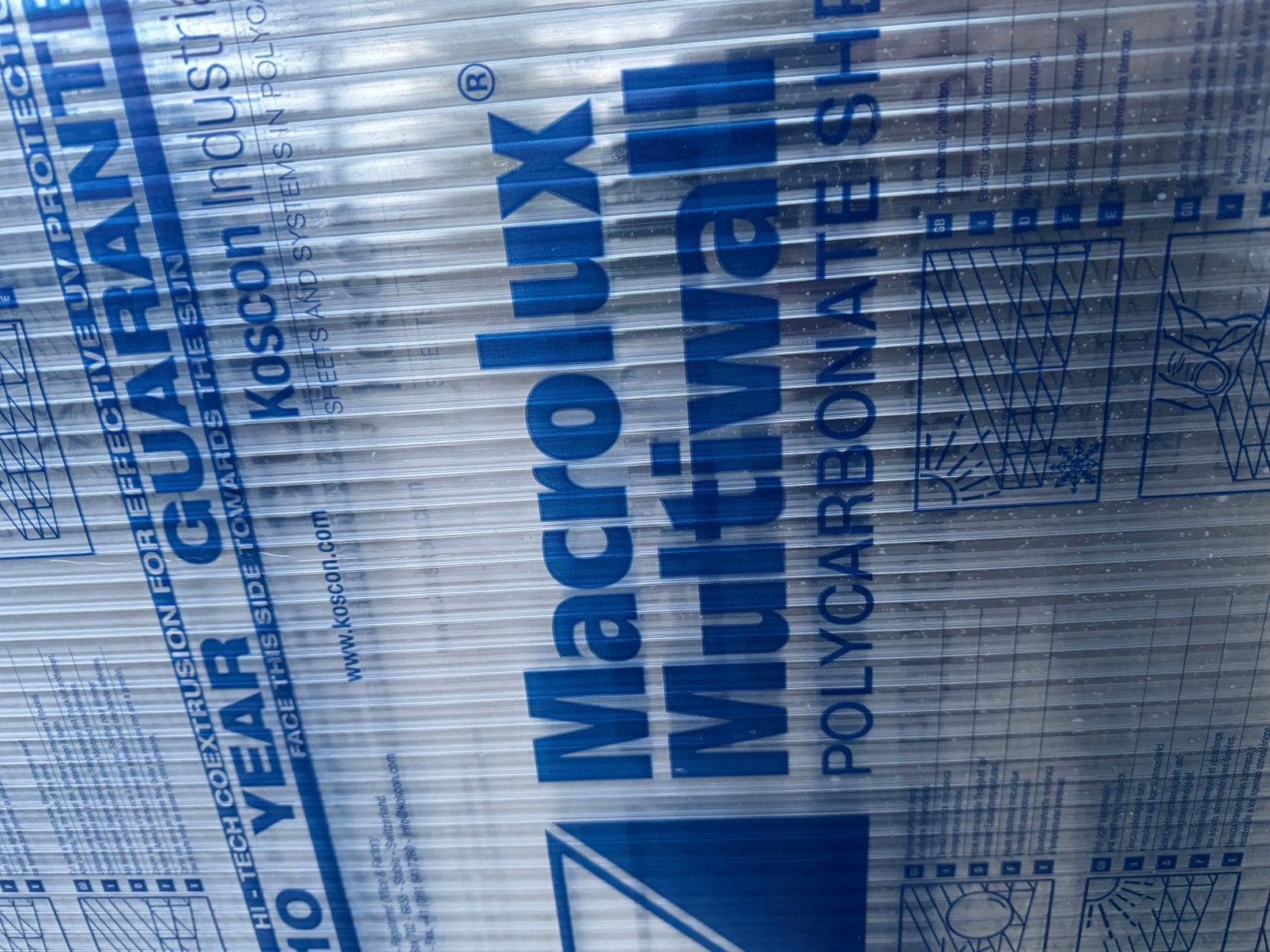 Nieuwe Macrolux Multiwall 10 mm  in folie, Minder dan 4 cm, Overige materialen, Ophalen of Verzenden, Zo goed als nieuw