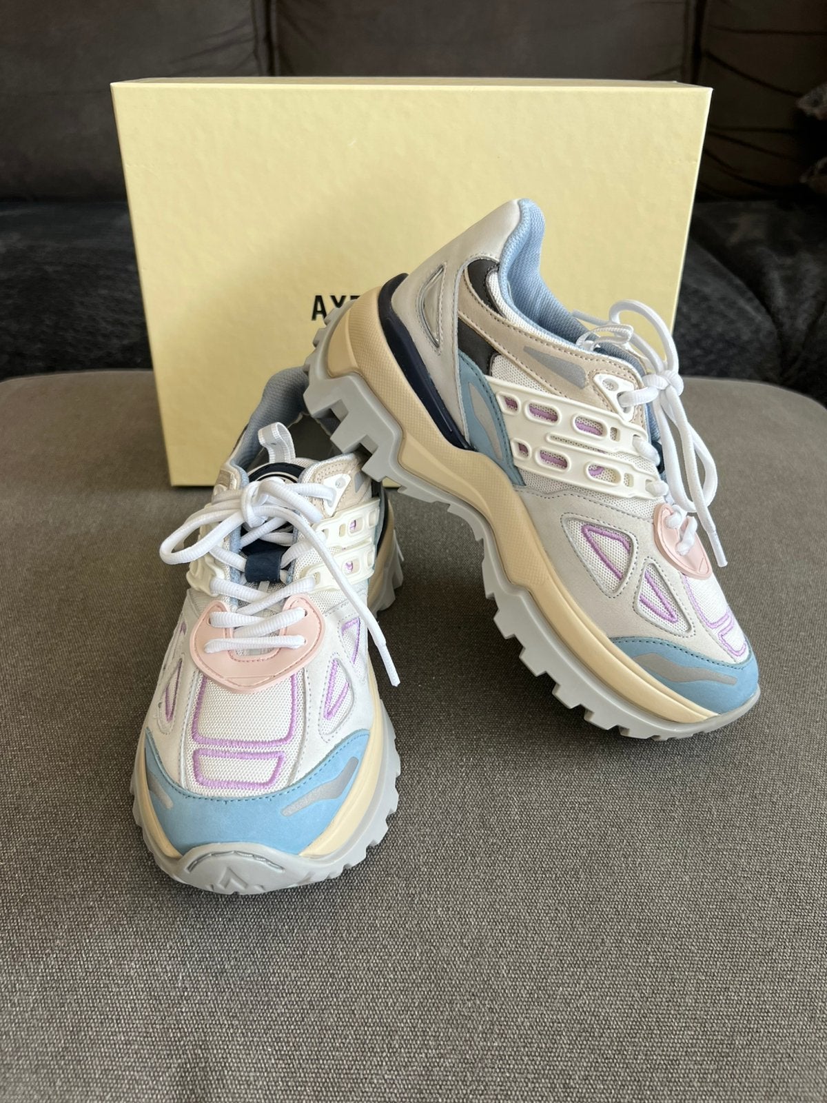 Axel arigato sneakers, Wit, Nieuw, Ophalen of Verzenden, Sneakers of Gympen