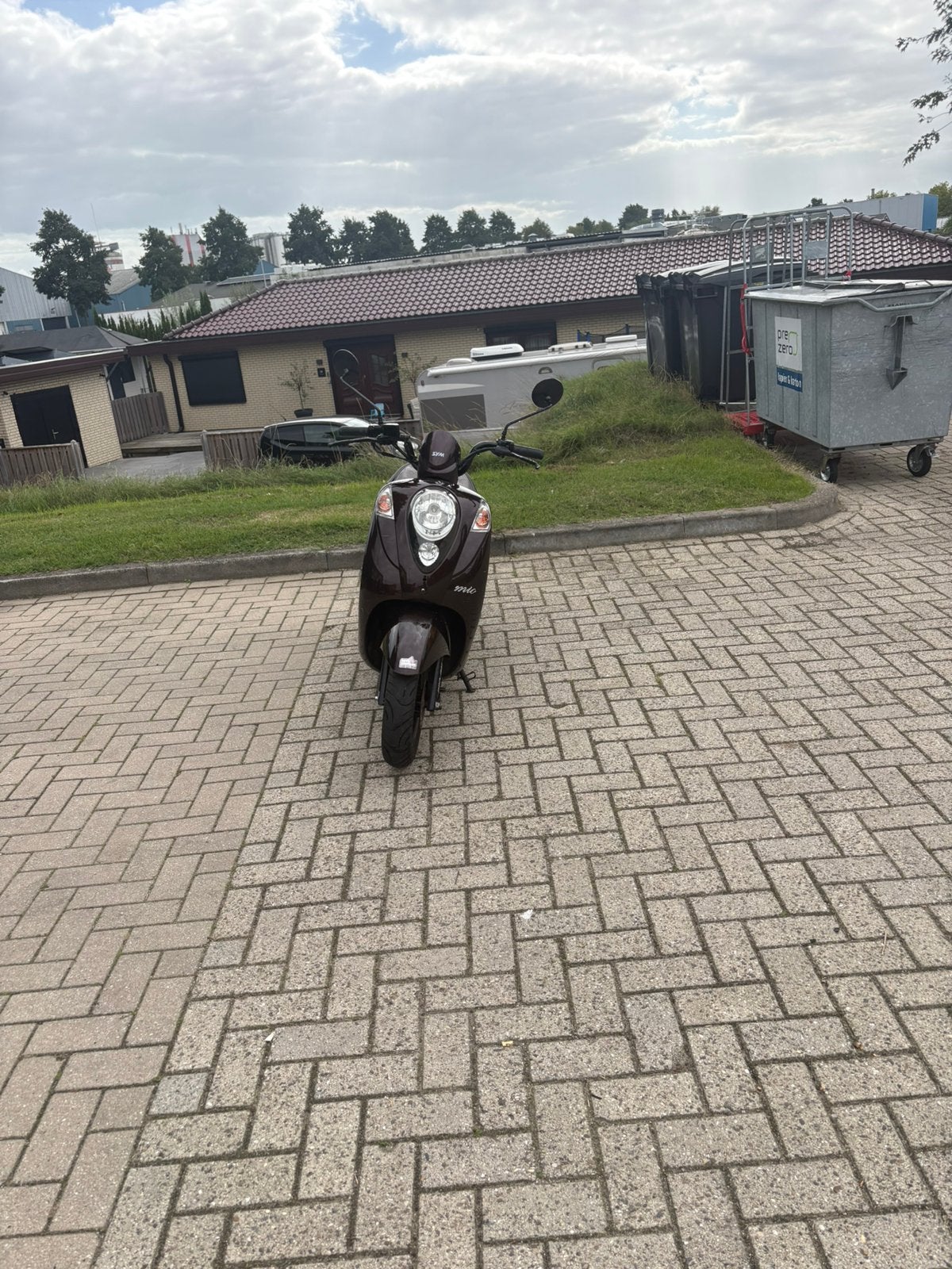 Sym mio, Zo goed als nieuw, Benzine, Maximaal 25 km/u, Ophalen