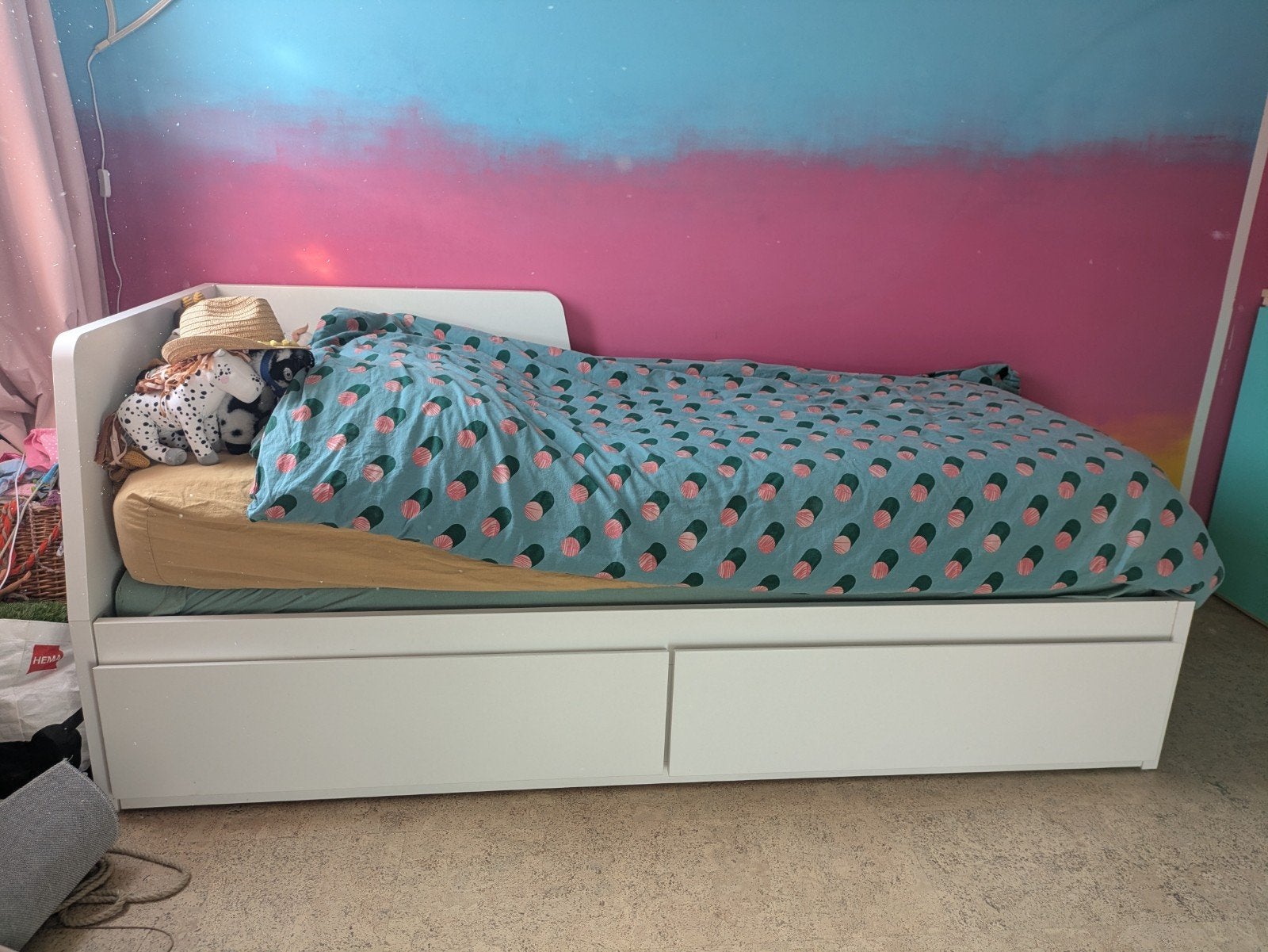 ikea Flekke bed uitschuifbaar bedbank incl 2 matrassen, Gebruikt, Wit, Tweepersoons, Ophalen of Verzenden
