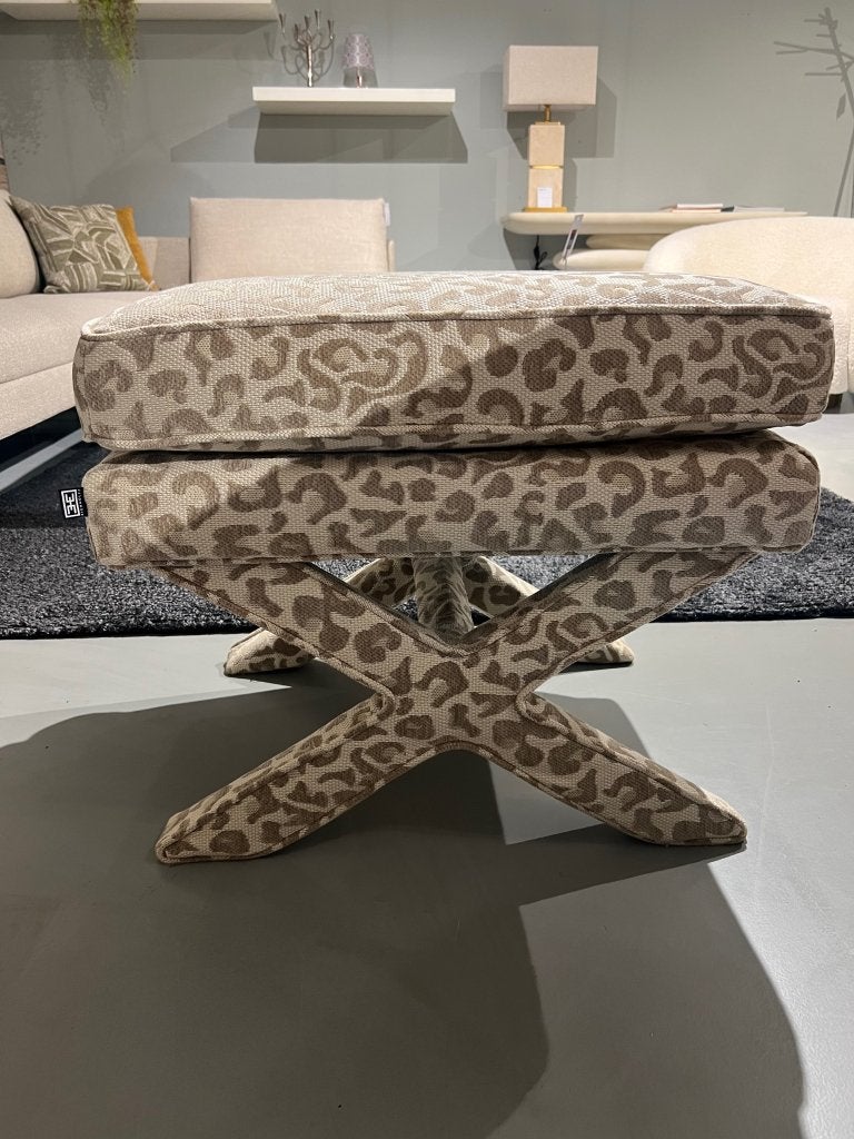 Eichholtz krukje /stool Cordoba | Harley leopard beige, Overige materialen, Delfweg 52 2211 VN Noordwijkerhout, Eichholtz, Nieuw