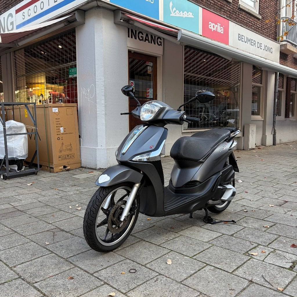 Piaggio Liberty S 125 ABS Titanio - 17/1/2019 - 13060 km, Fietsen en Brommers, Overige modellen, Piaggio, Nieuw, Benzine