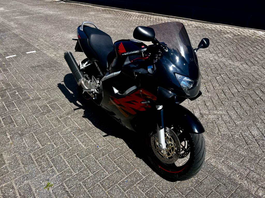 Honda CBR600 F4 (2000), 4 cilinders, Motorrijbewijs A, Gebruikt, Meer dan 35 kW