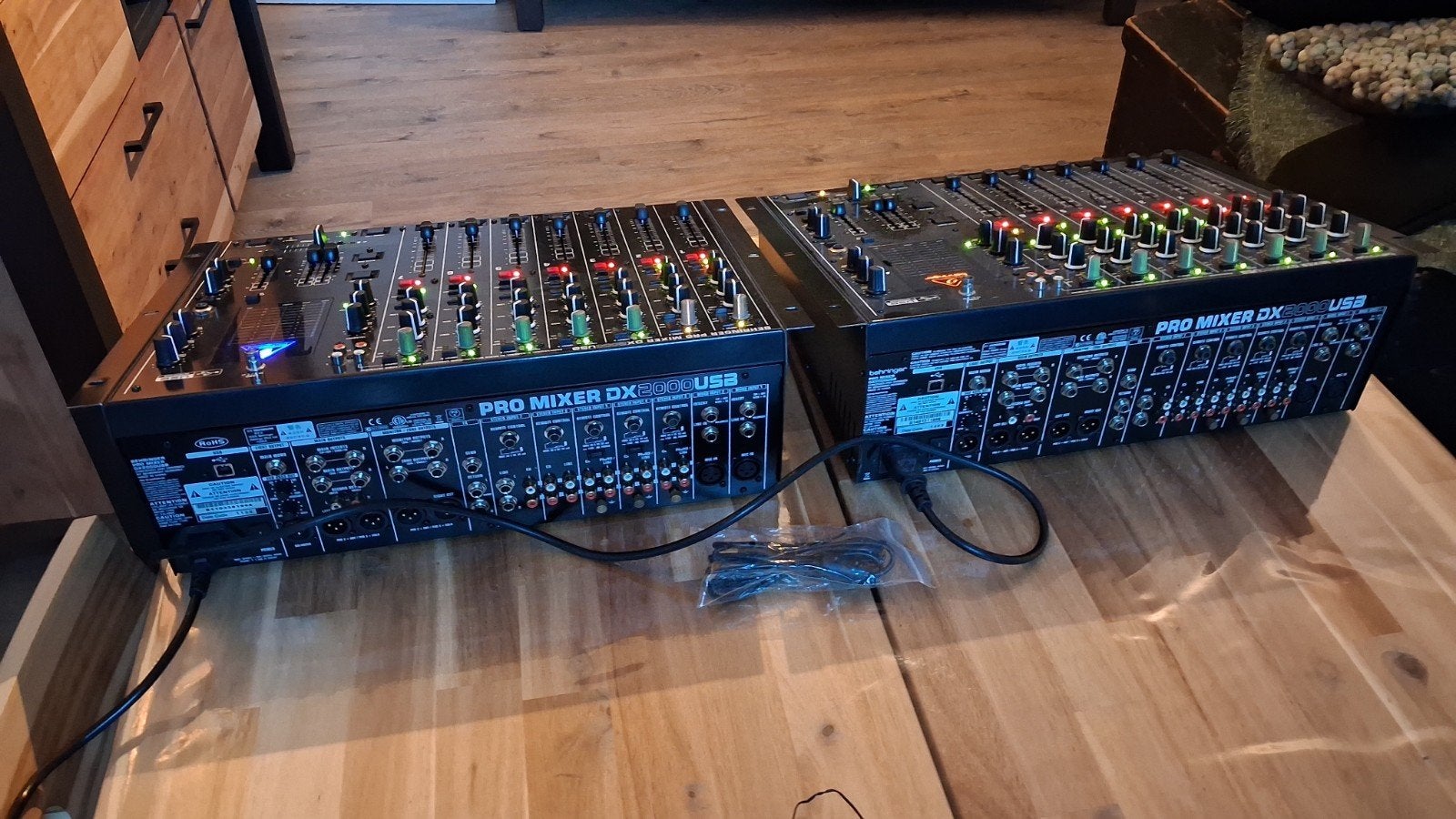 1 prijs 2 X beringer mengpanelen DX2000USB, Ophalen, Gebruikt, Pioneer