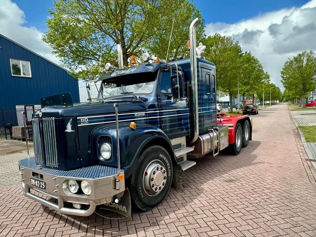 Scania 110 LS Super, Auto's, Vrachtwagens, Particulier, Scania, Diesel, Euro 1, Handgeschakeld, Blauw, Blauw, Leder, Achterwielaandrijving