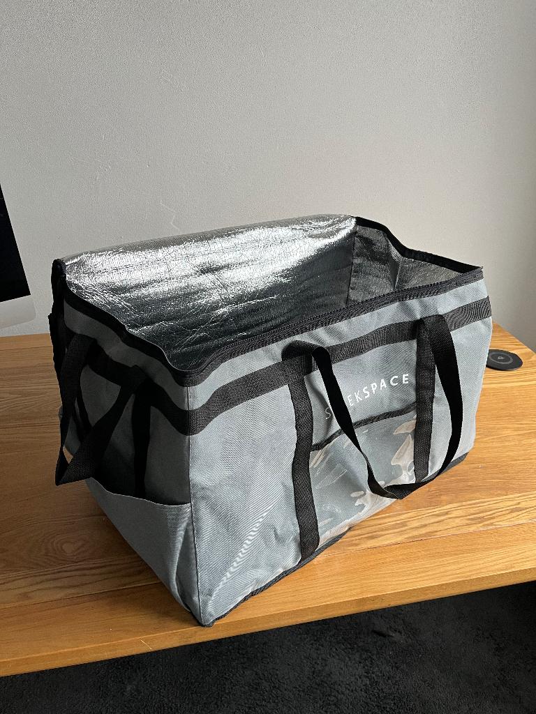 Sleek Space geïsoleerde bezorgtas – goedgekeurd door Uber, Ophalen of Verzenden, Zo goed als nieuw, Sleek Space
