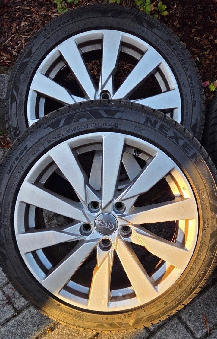 17 inch audi (a3) Nieuwe 225/45/17, Ophalen, Gebruikt, Banden en Velgen, 17 inch
