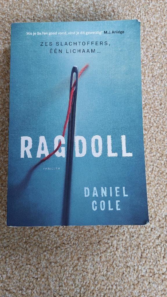 Ragdoll, Daniel Cole, Boeken, Ophalen of Verzenden, Gelezen, Daniel Cole