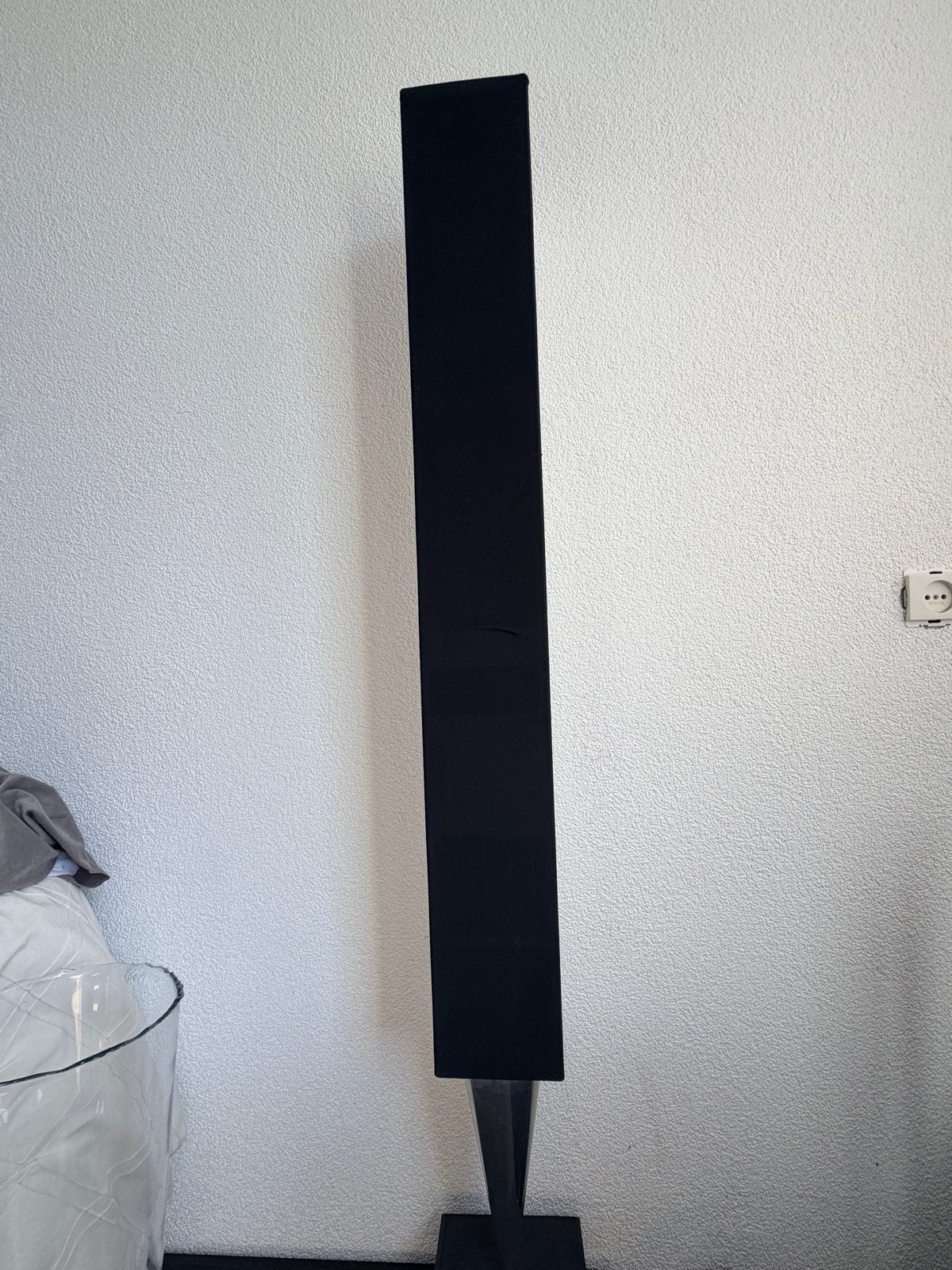 Bang & Olufsen BeoLab 8000 Vloerstaande Luidspreker, 150 watt of meer, Vloerstaande luidspreker, Ophalen of Verzenden, Zo goed als nieuw