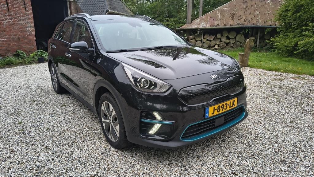 Kia e-Niro Dynamic Line 64 kWh | 100% SOH | 3-Fase |, Auto's, 1712 kg, Zwart, 420 min, Grijs