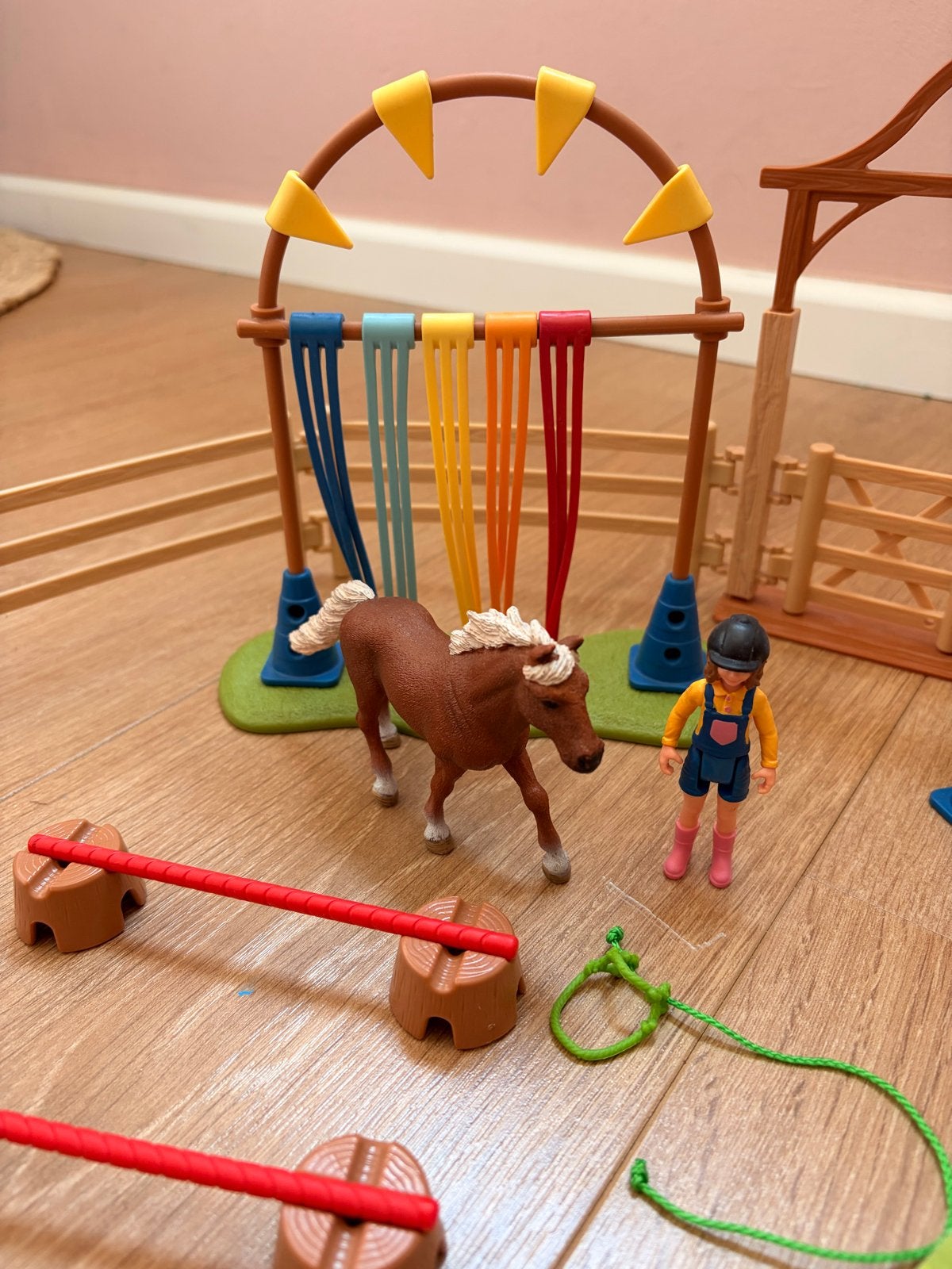 Schleich Horse Club Hindernisbaan Set met Paarden, Ophalen, Zo goed als nieuw, Jongen of Meisje