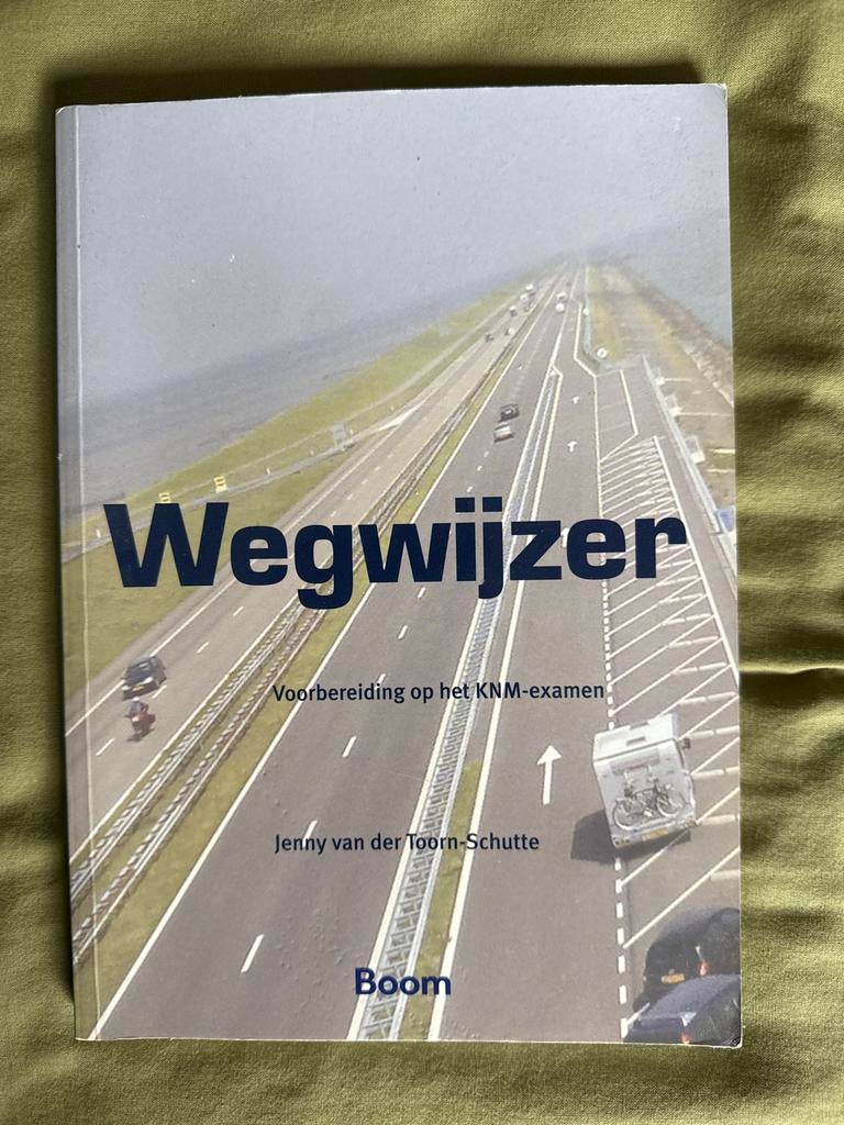 Wegwijzer: Voorbereiding op het KNM-examen (inclusief cd), Ophalen of Verzenden, Gamma, Gelezen, Overige niveaus