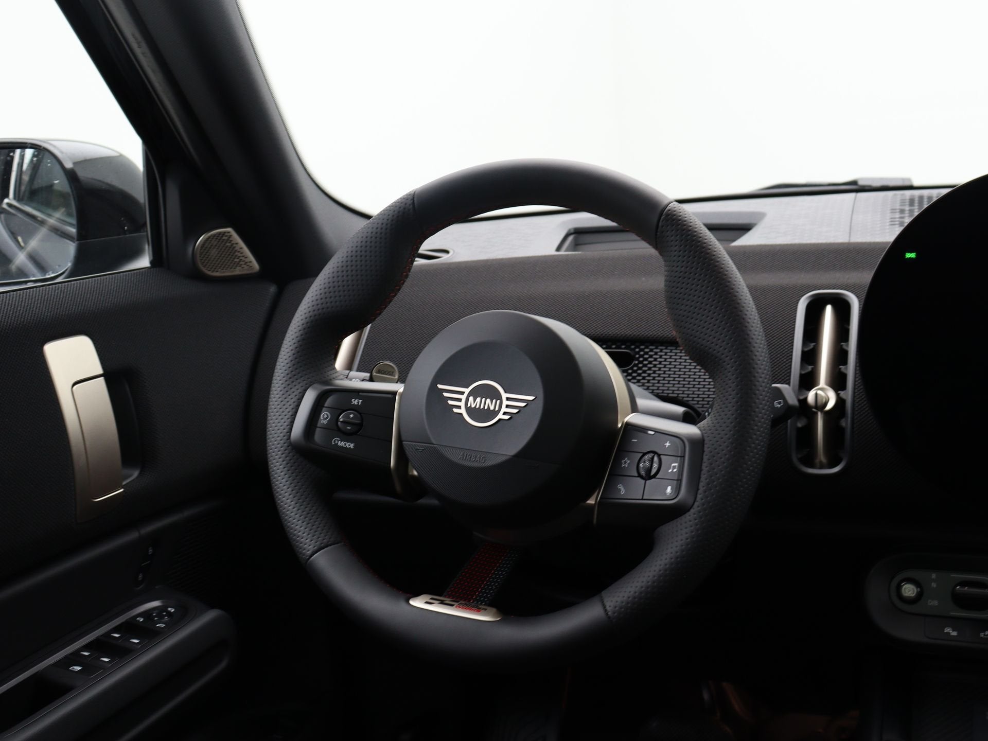 MINI Countryman SE ALL4 John Cooper Works Pakket L Accu cond, Auto's, Automaat, 467 km, Zwart, Countryman