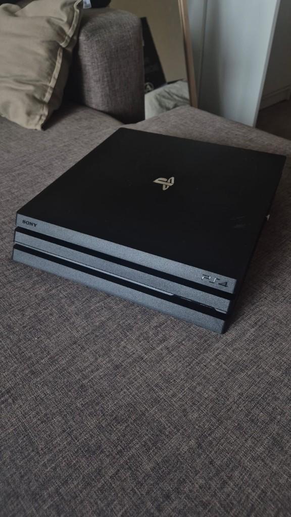 PS4 PRO, Spelcomputers en Games, Spelcomputers | Sony PlayStation 4, Ophalen, Gebruikt, Met 1 controller, Original