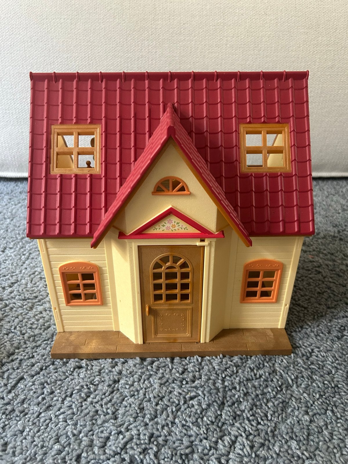 Sylvanian Families Poppenhuis met Familie en Bus, Kinderen en Baby's, Ophalen, Zo goed als nieuw, Poppenhuis