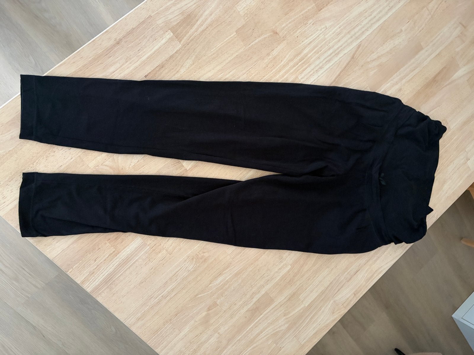 Zwarte zwangerschapsbroek - Maat L, Zwart, Maat 42/44 (L), Ophalen of Verzenden, Zo goed als nieuw