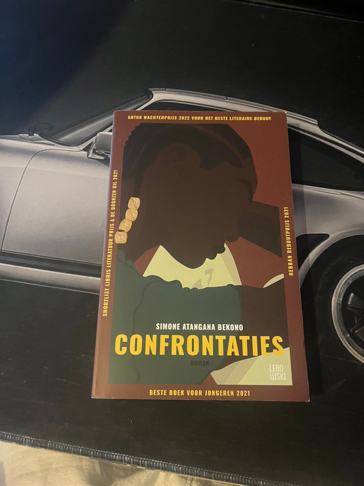 Confrontaties Simone atanga bekono, Ophalen of Verzenden, Gelezen, Nederland