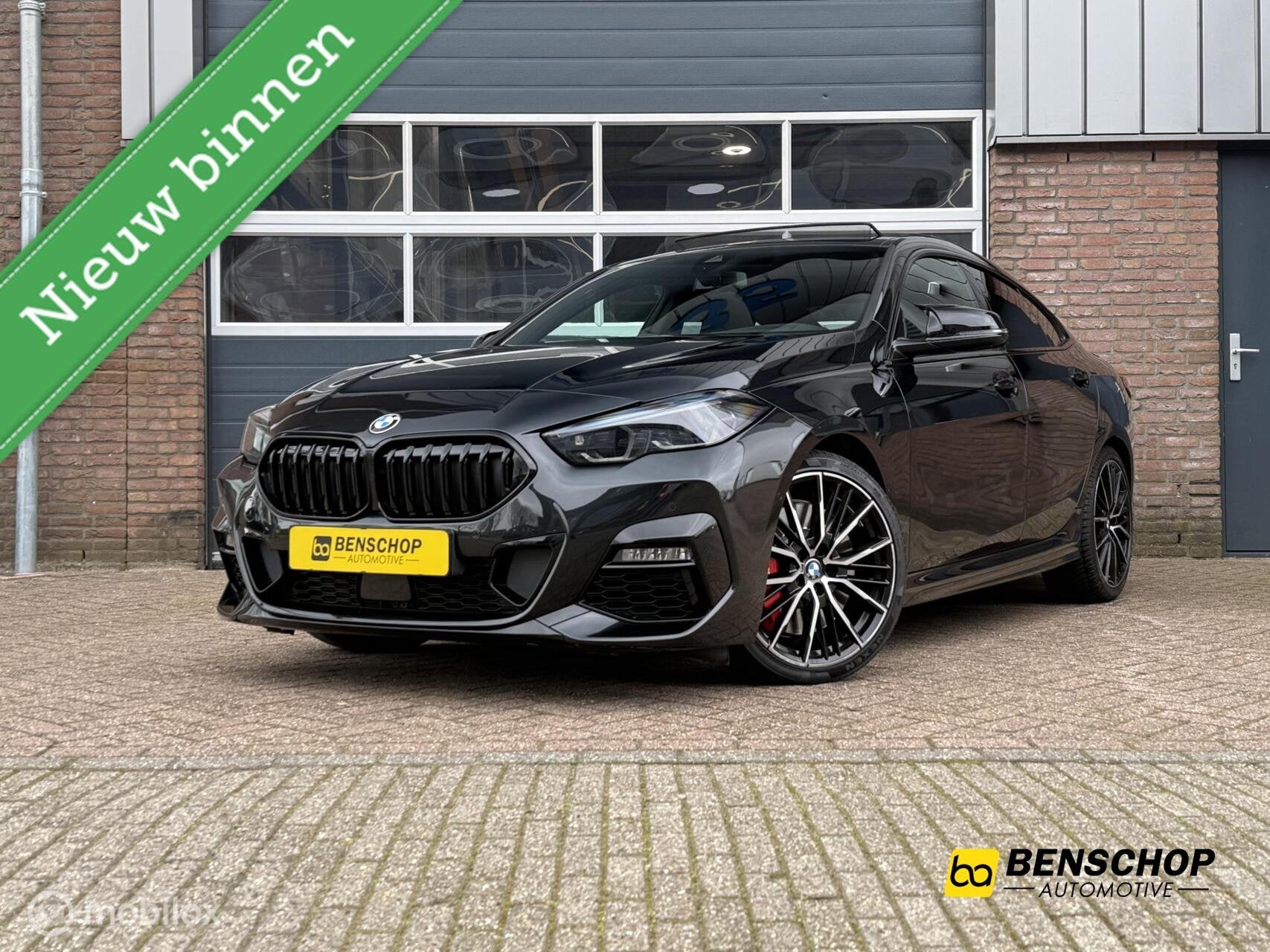 BMW 2-serie Gran Coupé 220i M Sport Panodak Kuipstoelen Har, Auto's, 1998 cc, Stof, Zwart, 4 cilinders