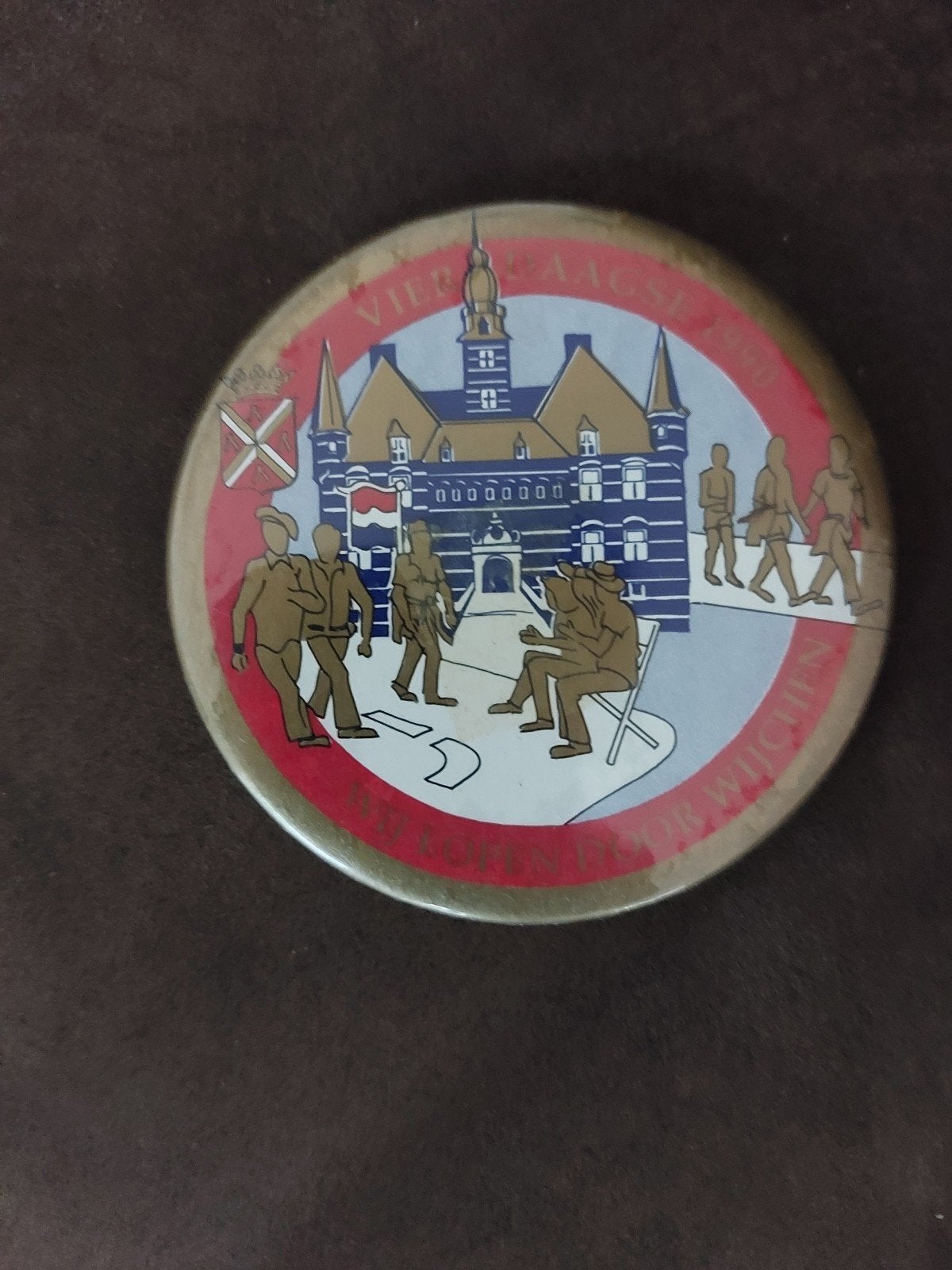 Nijmeegse vierdaagse Wijchen button, Verzamelen, Ophalen of Verzenden
