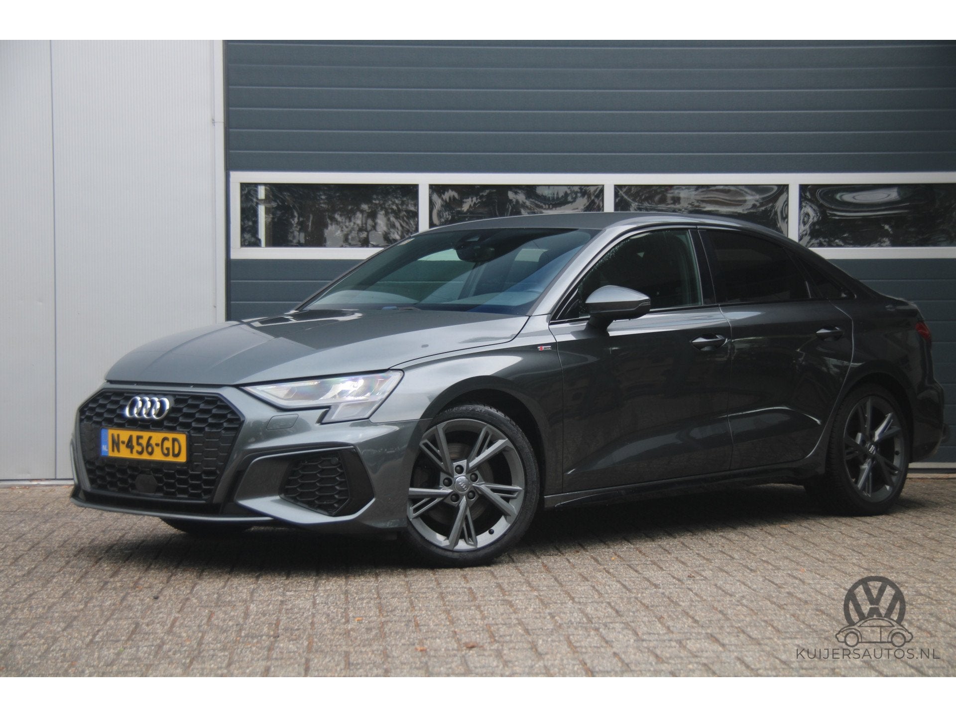 Audi A3 Limousine 35 TFSI S edition one| Virtual Cockpit | A, Stof, 4 cilinders, Bedrijf, 690 kg
