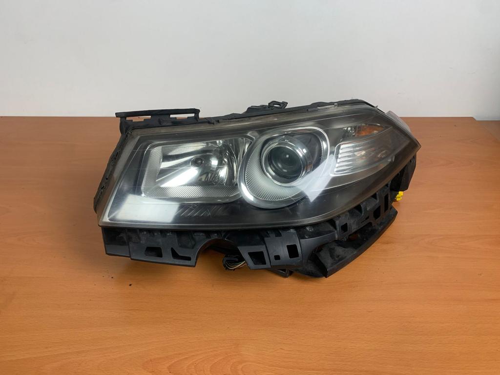 koplamp Links renault megane II 2006 - 2009 xenon 8200412746, Auto-onderdelen, Verlichting, Gebruikt, -, Renault, -