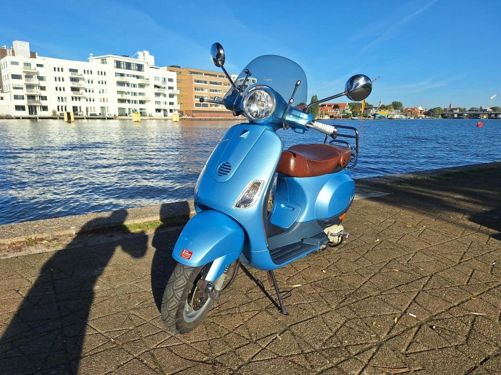 Vespa LX50 4T, Fietsen en Brommers, Ophalen, Gebruikt, Maximaal 45 km/u, 49 cc