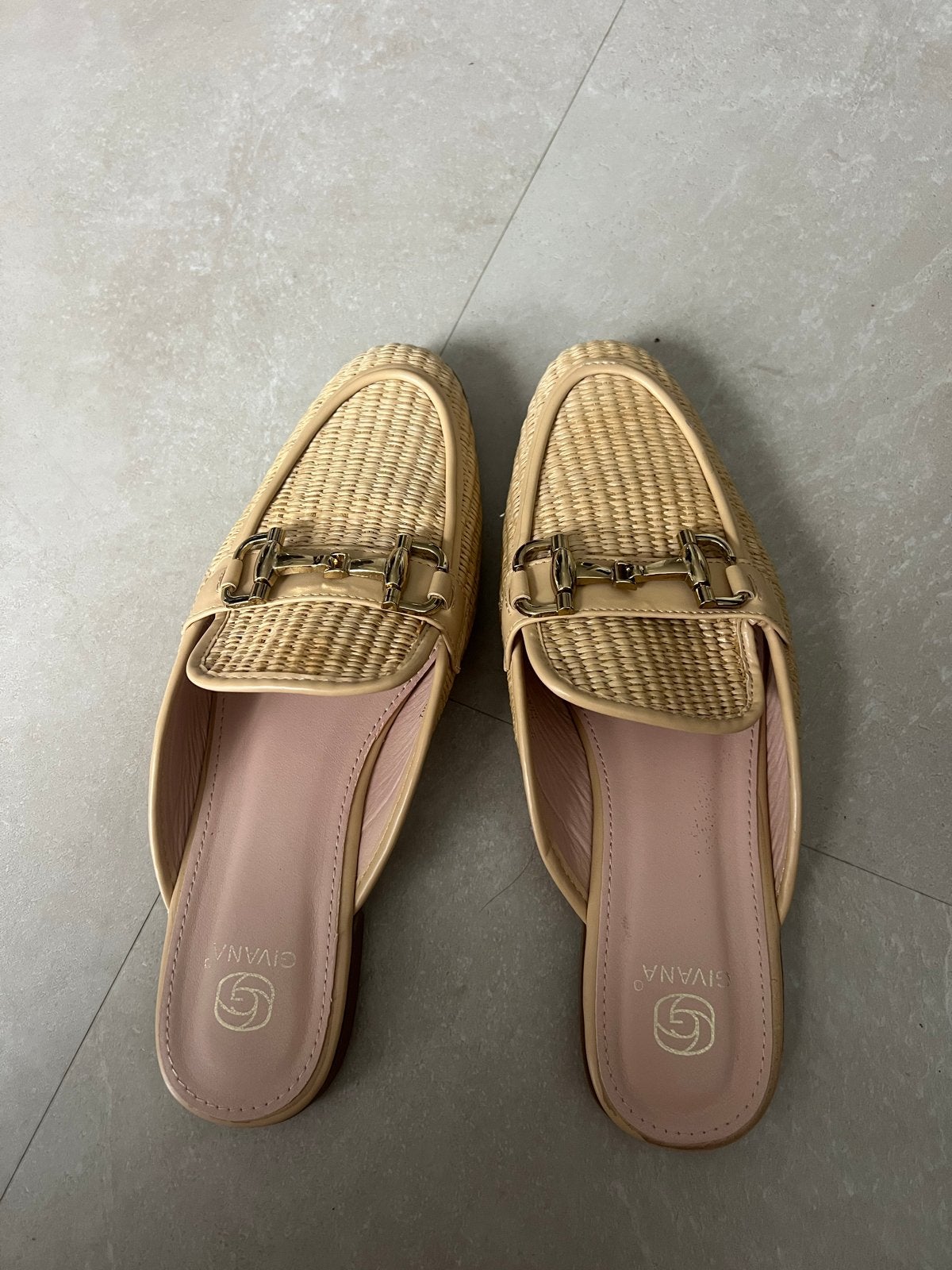 muiltjes maat 41, Ophalen of Verzenden, Gedragen, Beige, Sandalen of Muiltjes
